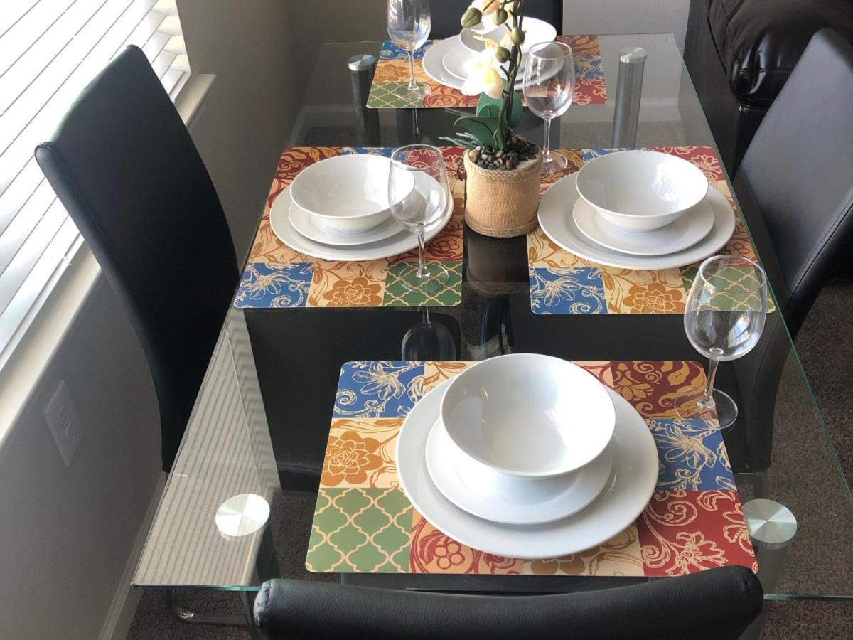 Spacious Furnished Resort Style Apartments Томбол Номер фото