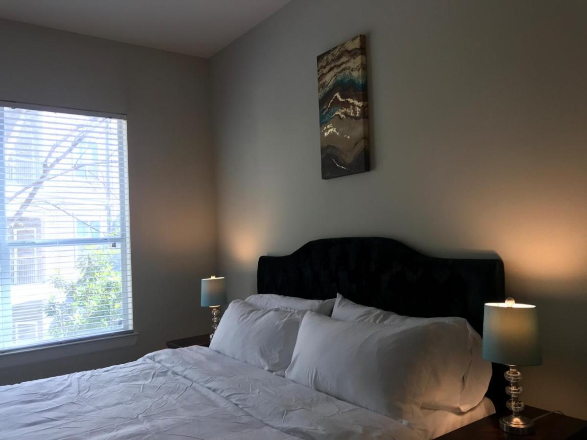 Spacious Furnished Resort Style Apartments Томбол Номер фото